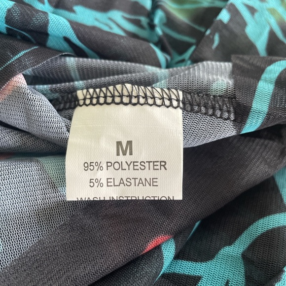 Unique multi-coloured mesh long sleeve with blue detailing - Picture 4 of 4